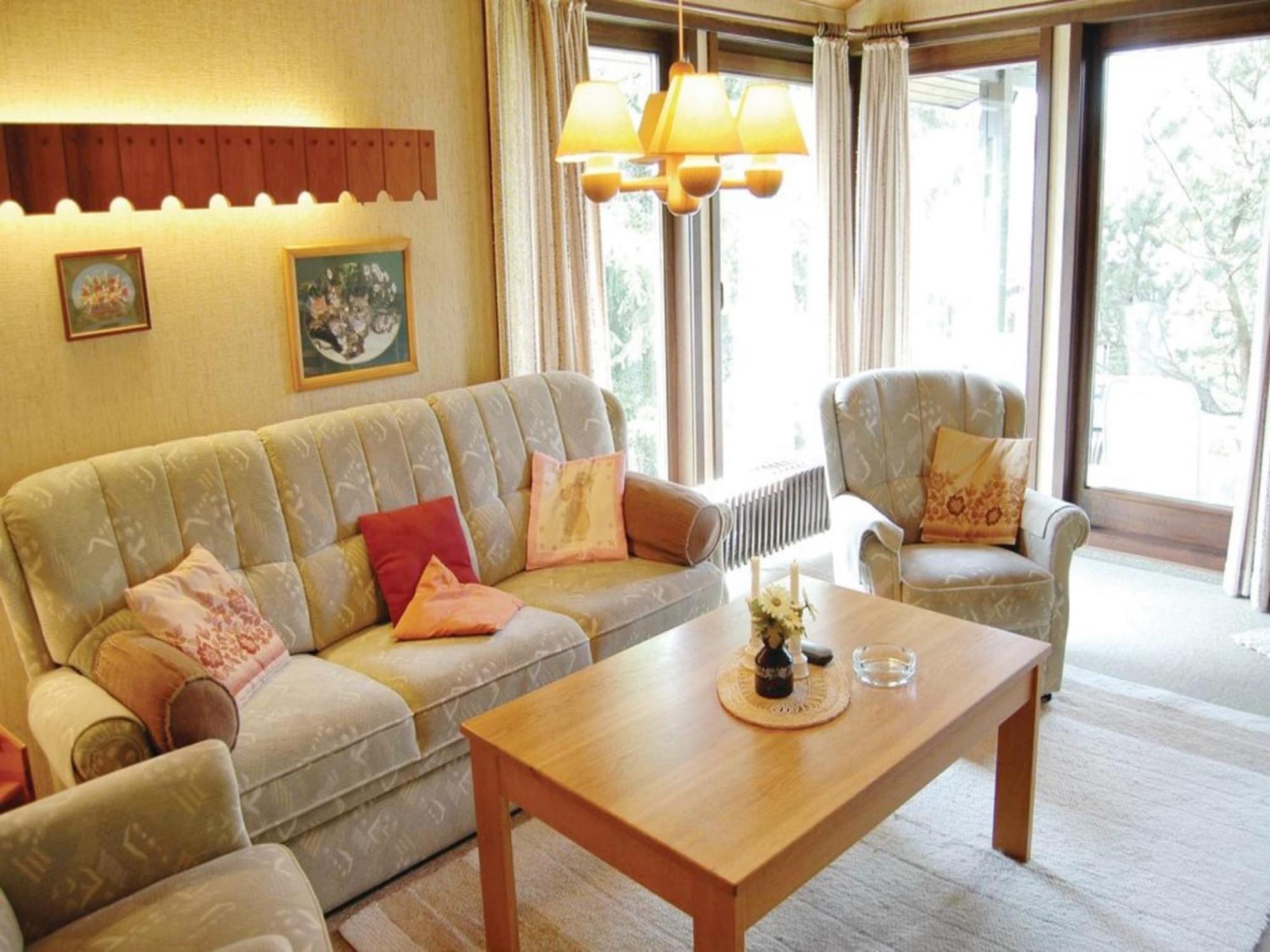Furnished Bungalow With Peaceful Neighbourhood Meschede Exterior photo